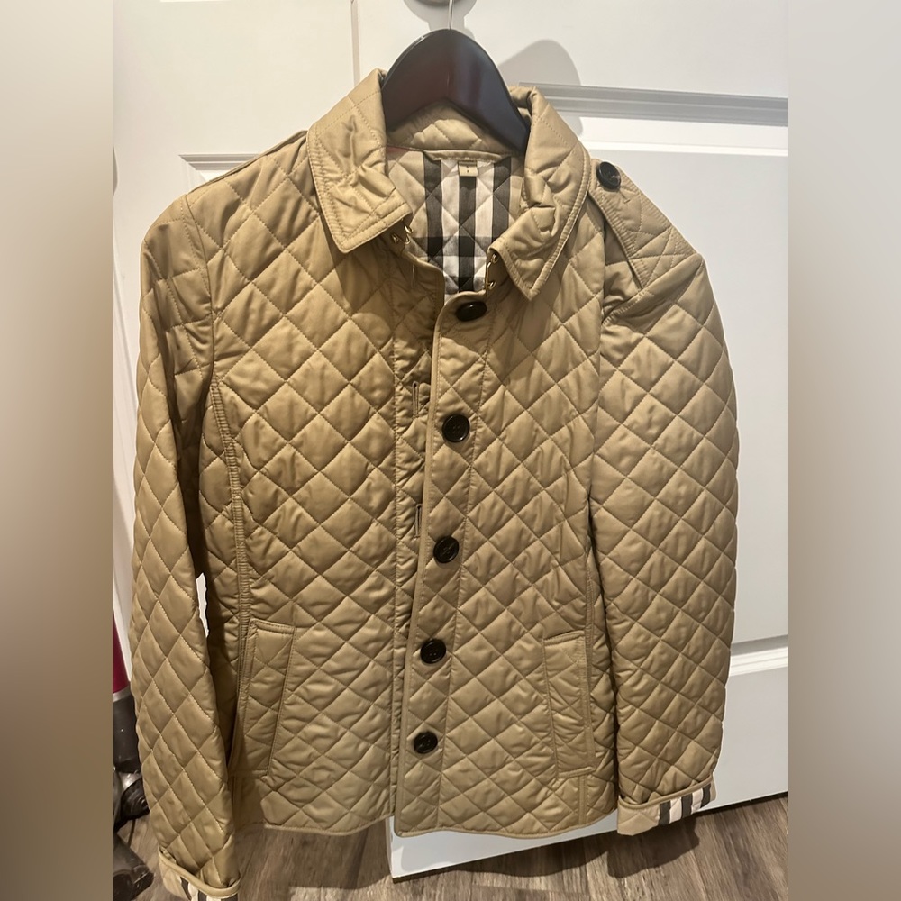 Burberry quilted jacket